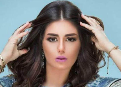 عادل إمام ومنة فضالي ومحمود البزاوي