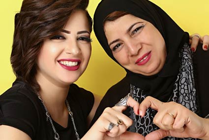 منى فاروق‎
كل سنة وإنتي طيبة يا أمي وبألف خير وصحة وسعادة 
