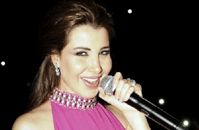 نانسي في حفل باريس