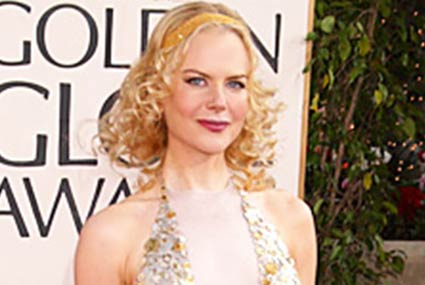 الممثلة الأسترالية نيكول كيدمان في حفل جولدن جلوب عام 2004