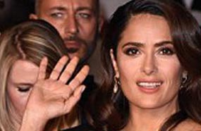 سلمى حايك أثناء مشاركتها في مهرجان كان