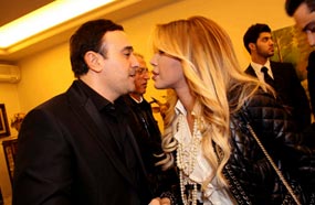 نوال الزغبي تواسي صابر الرباعي بعد وفاة والده