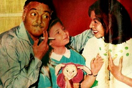 سامية جمال ورشدي أباظة وابنته