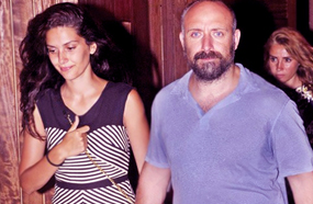 هاليت أرجنتش مع زوجته  بيرجوزار كوريل