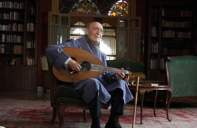 وديع الصافي يتماثل للشفاء بعد إجراء عملية جراحية في قدمه