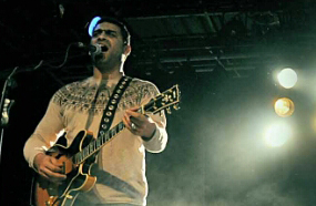 هاني عادل مطرب الفريق