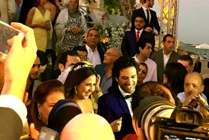 الراقصة دينا تحيي زفة حسن الرداد وايمي سمير غانم