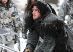 هذه الشخصيات في Game of Thrones تملك السيف الفاليري؟ اي منهم سيكتب نهاية الموتى السائرين؟