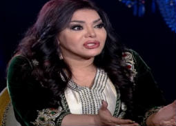 بالفيديو- "شيخ الحارة" يكشف اسم الفنانة التي تسببت في اغماء ليلى غفران بأقراص صينية