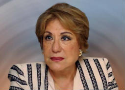 صورة- سميحة أيوب في كواليس "نساء من ذهب"