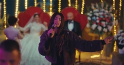 تارا عماد تغني في إفراج