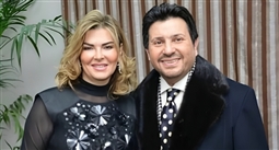 هاني شاكر وزوجته نهلة توفيق 