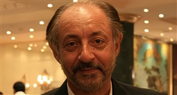 عبد العزيز مخيون