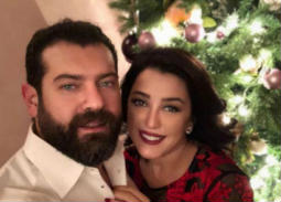 كندة علوش وعمرو يوسف في صورة رومانسية وعفوية من إجازتهما