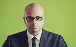 خاص - أحمد مراد لـ"في الفن": أوافق على التصنيف الرقابي +18 لفيلم "تراب الماس".. يحتاج لعقول معينة