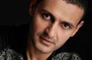 بالفيديو- رامز جلال يحقق حلم بطلة الأولمبياد الخاص في السباحة
