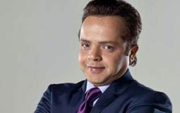 ?محمد هنيدي لأمير طعيمة: "ماينفعش اللي بتعمله ده"